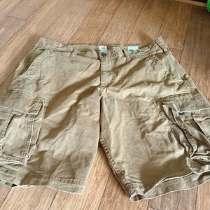 GAP Men's Tan Cargo Shorts